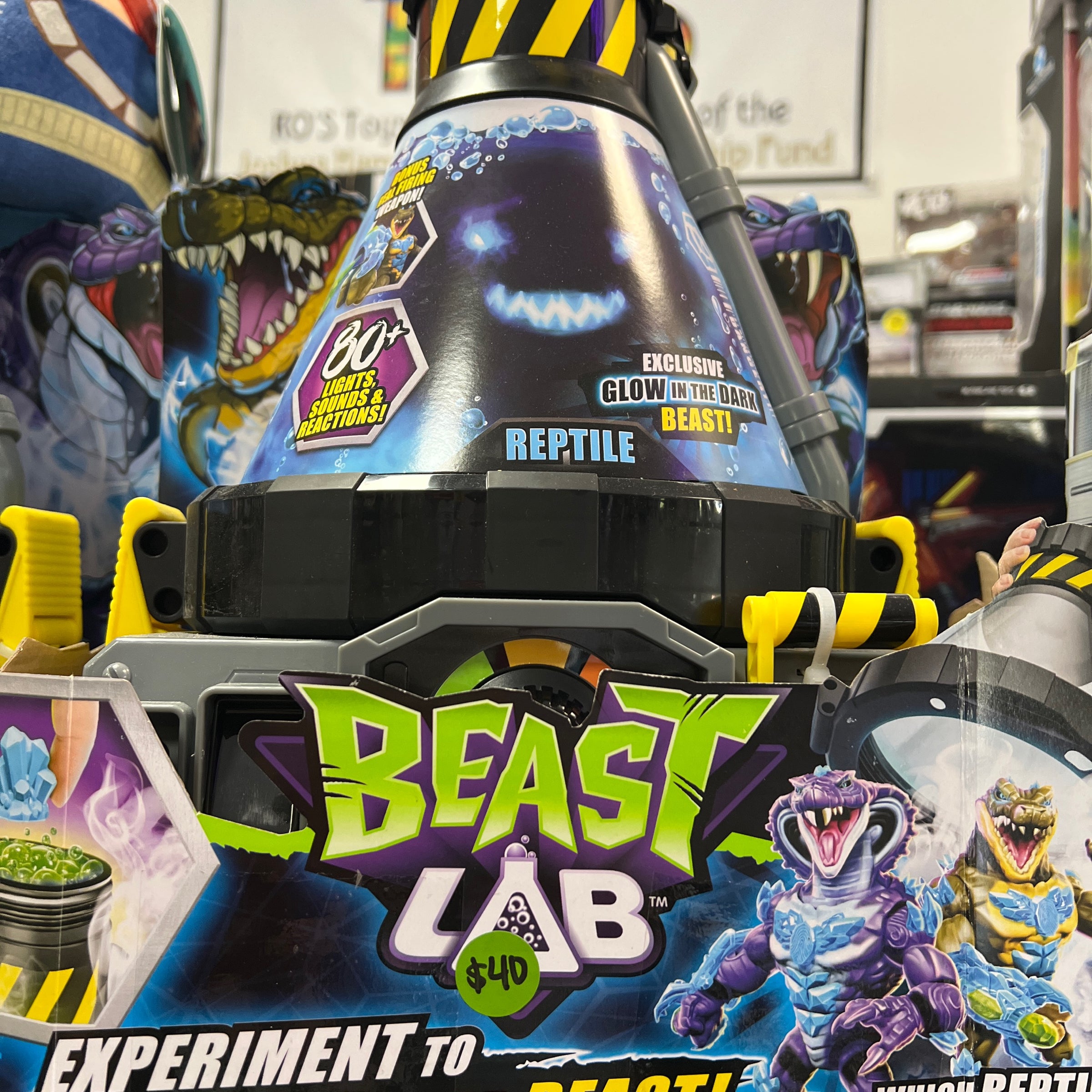 Beast Lab Glow-in-the-Dark Reptile Beast Creator (Target Exclusive ...